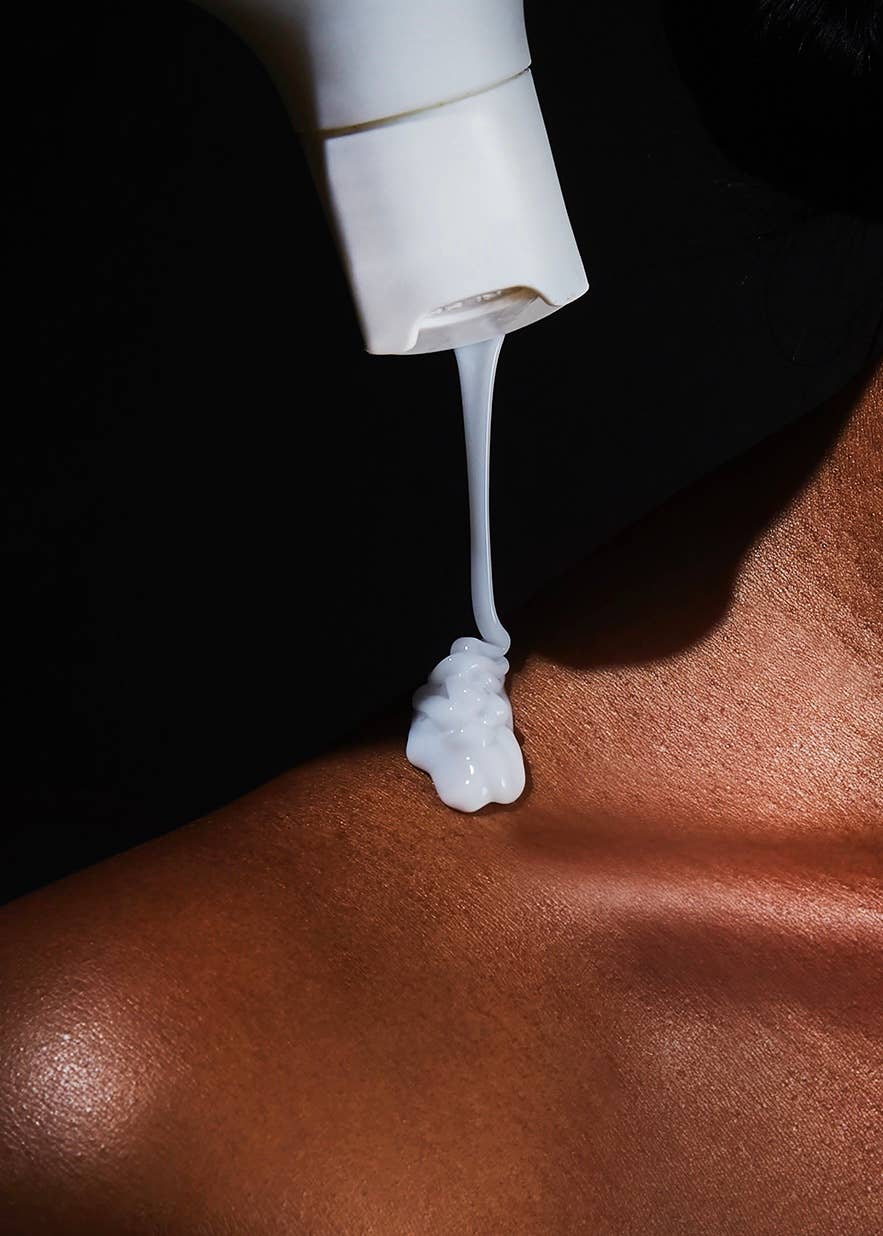 Dealbodies Essentiels Cruise Control Smooth and Plump Body Moisturizer