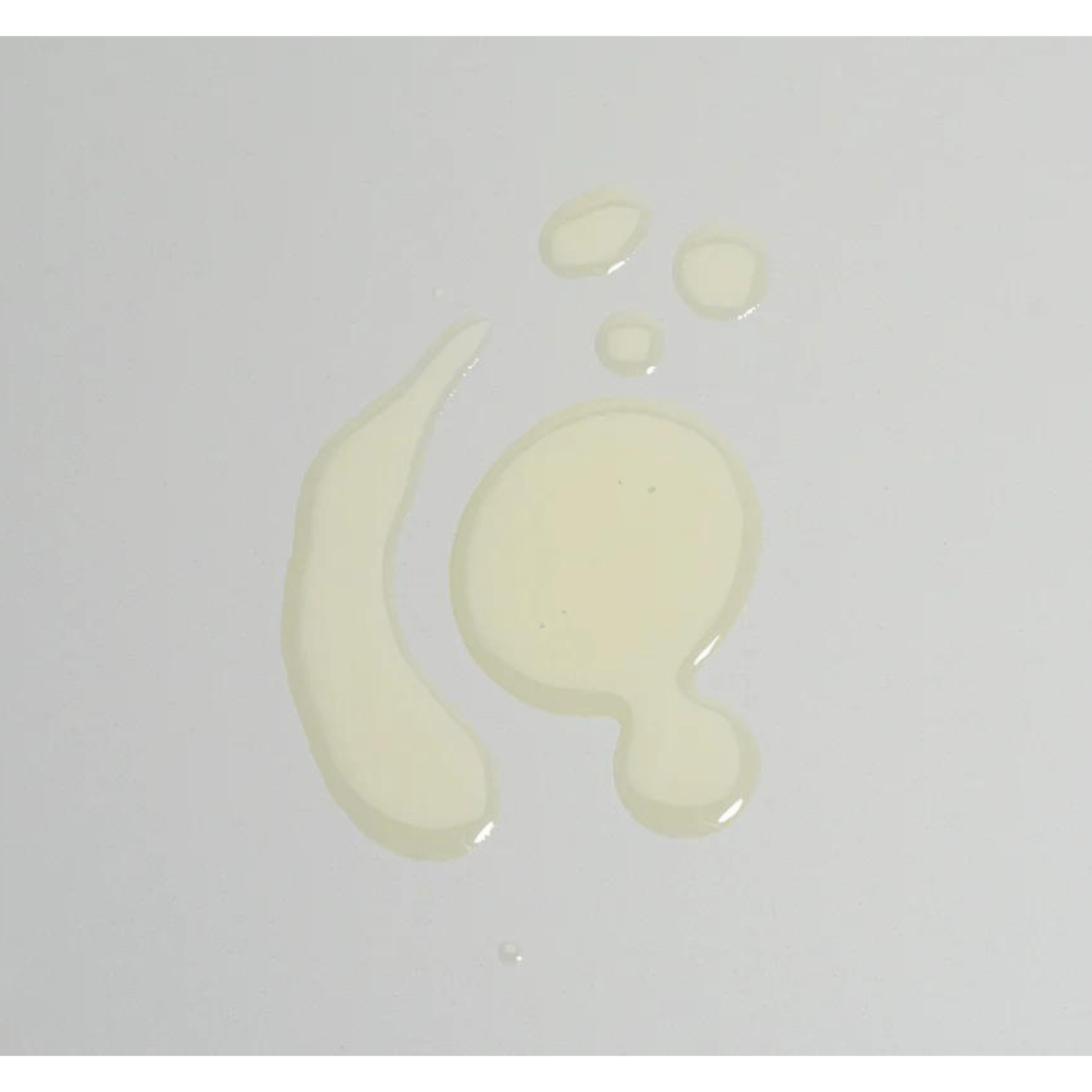 Om Organics Essentiels Hibiscus & Daikon Seed Protective Hair Oil