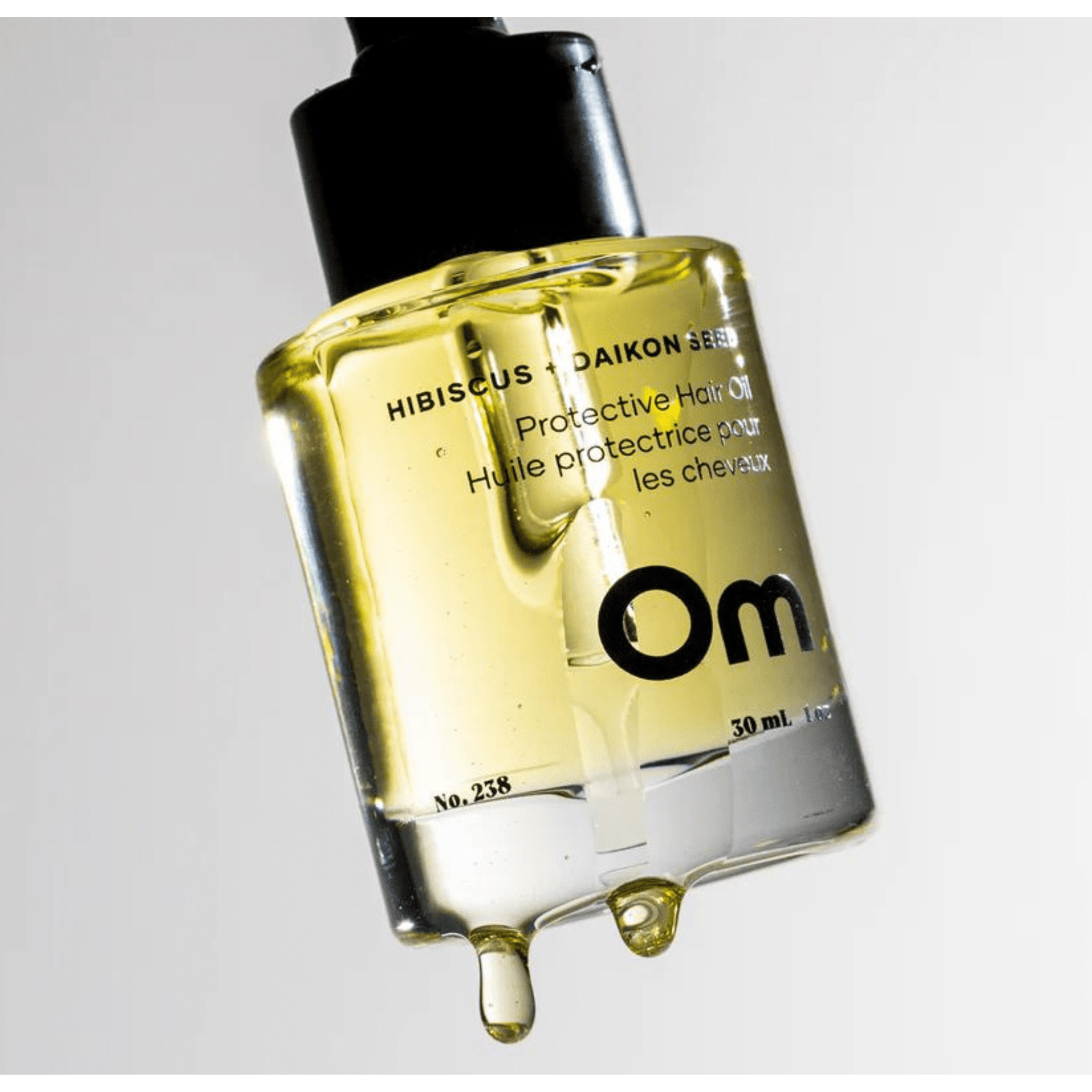 Om Organics Essentiels Hibiscus & Daikon Seed Protective Hair Oil