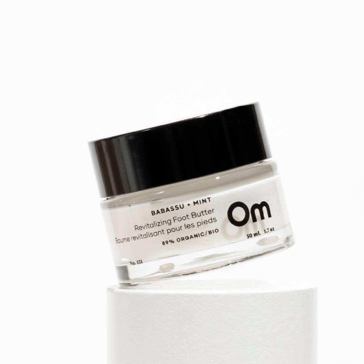 Om Organics Foot Butter Babassu + Mint Revitalizing Foot Butter