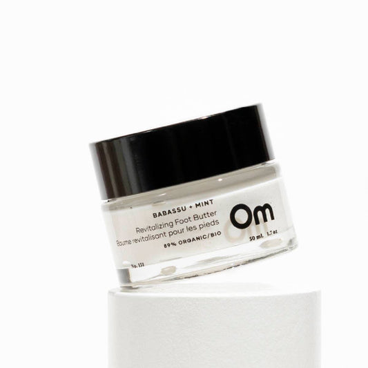 Om Organics Foot Butter Babassu + Mint Revitalizing Foot Butter